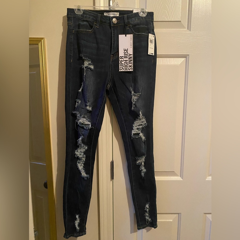 🔥BRAND NEW SKINNY JEANS | SUPER SKINNY DARK DENIM RIPPED JEANS | SIZE 5🔥